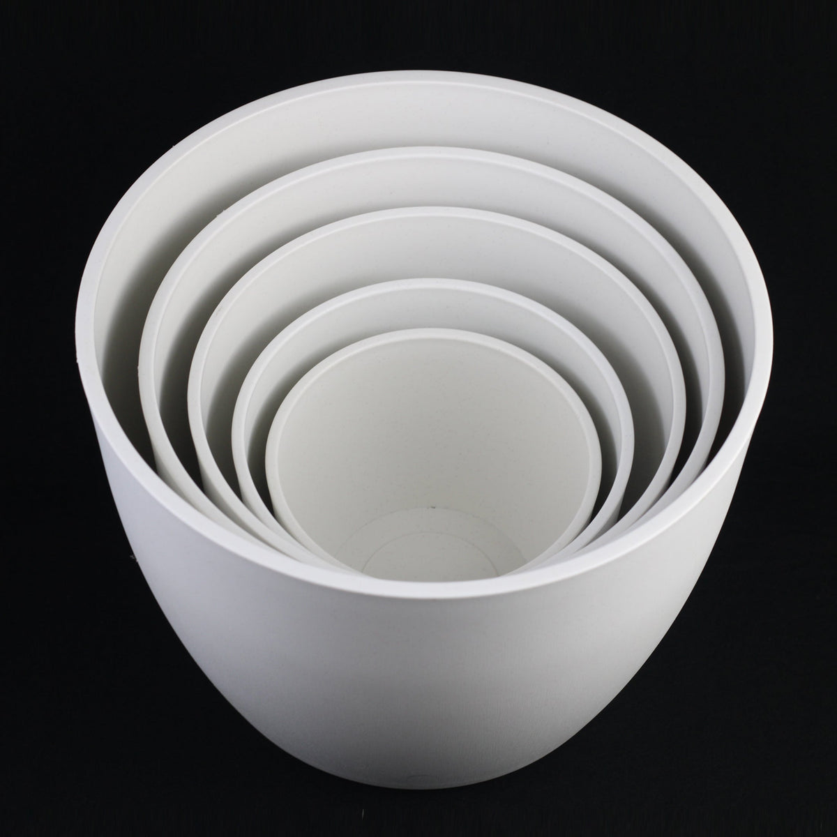 5-Piece White Plastic Planter Pot Set – Modern Round Design