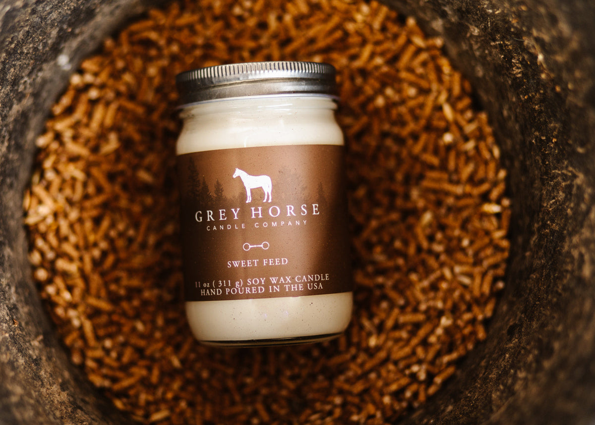 Sweet Feed Scented Jar Candle