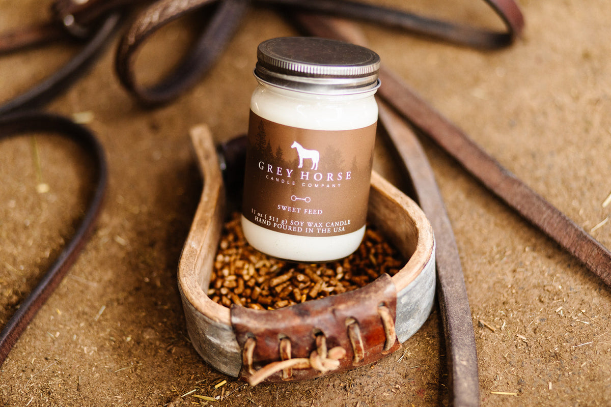 Sweet Feed Scented Jar Candle