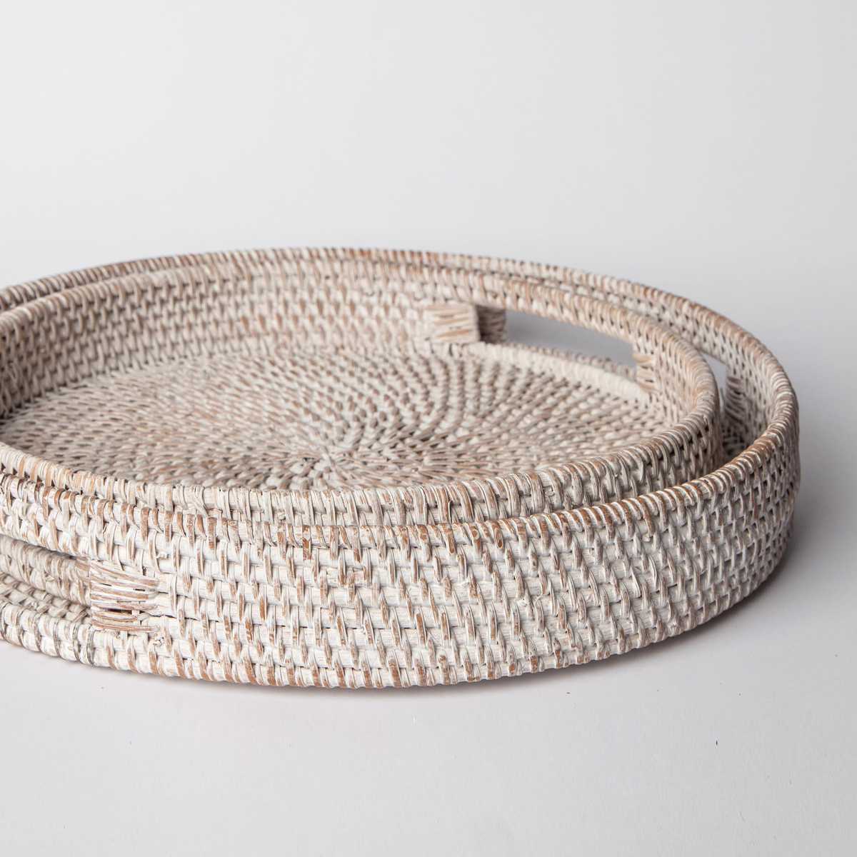 Round White Woven Rattan Tray