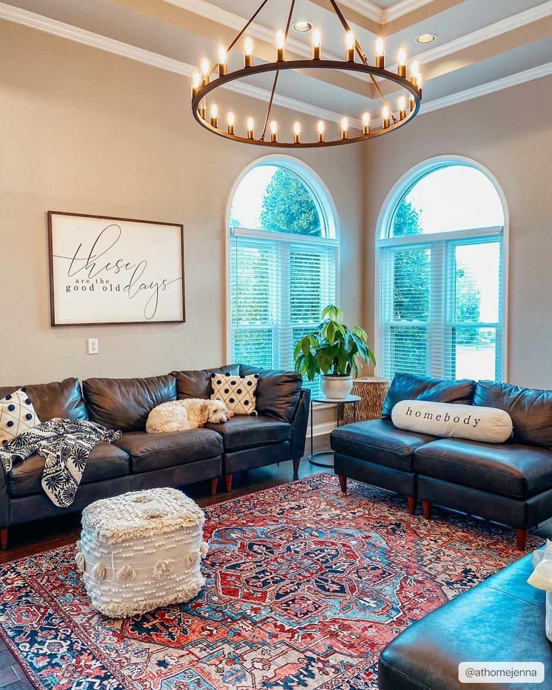 Neyland Traditional Area Rug