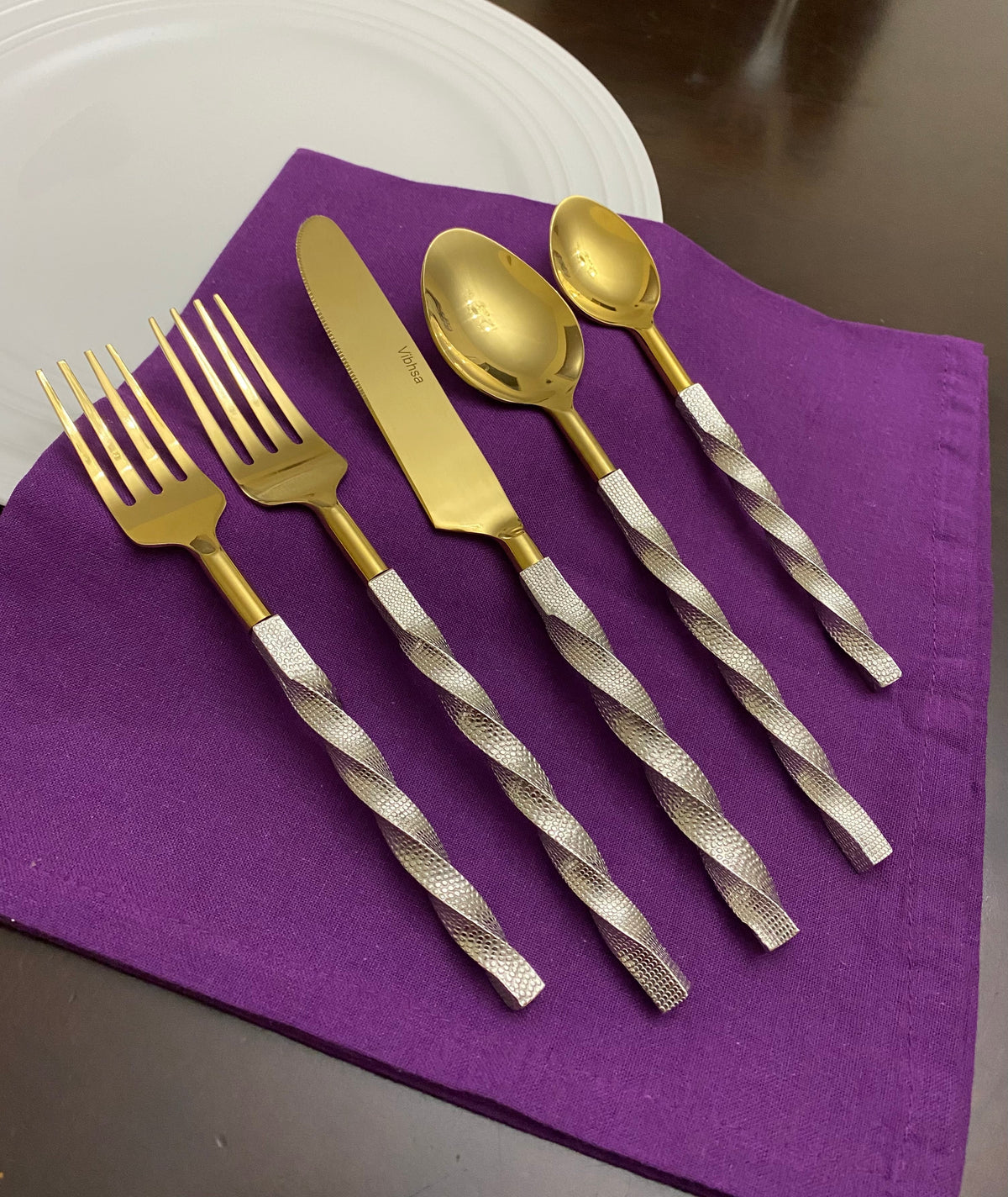 Vibhsa Gold Stainless Steel Flatware Set of 5 PC | Twisted Handle, Service for 1