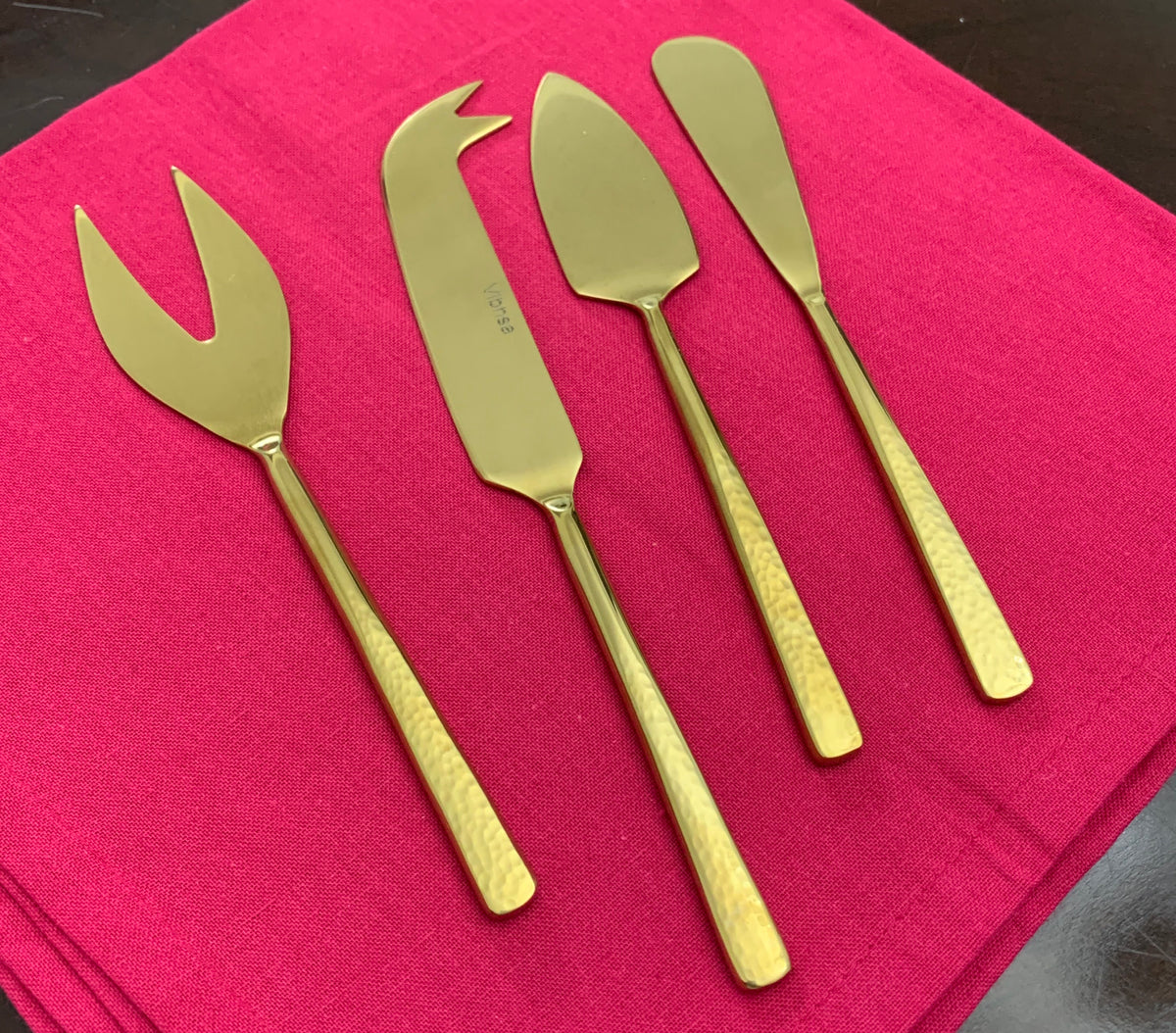 Vibhsa Cheese knives set of 4 Stainless Steel Hammered