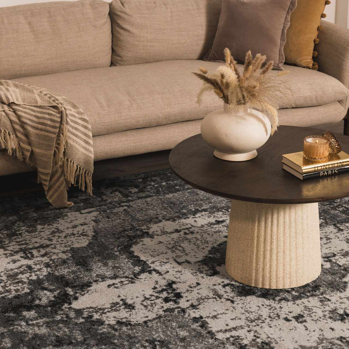 Newalla Traditional Area Rug