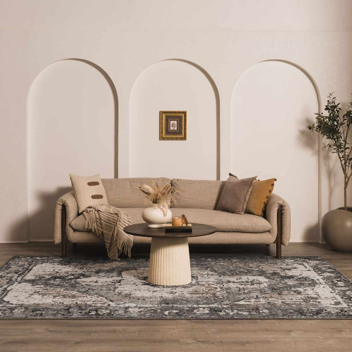 Newalla Traditional Area Rug