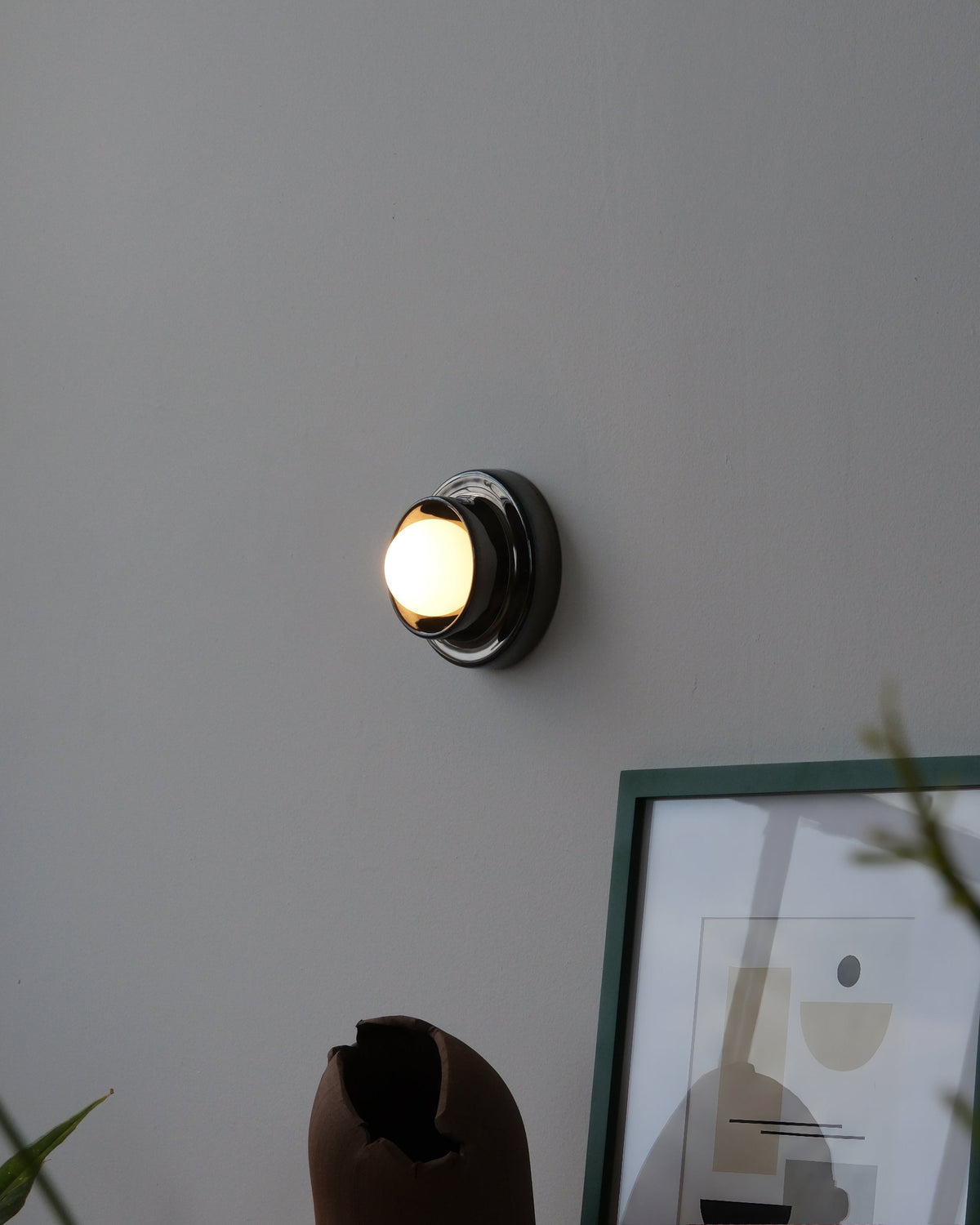 Q Wall Sconce