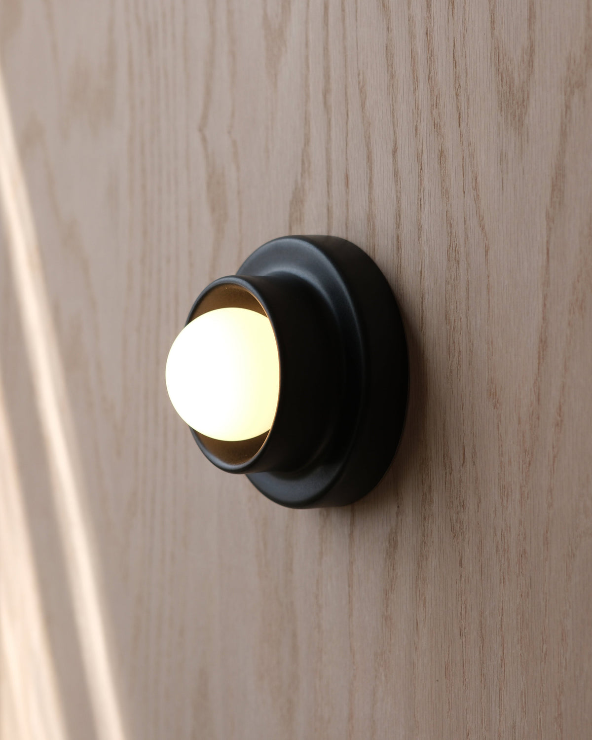 Q Wall Sconce