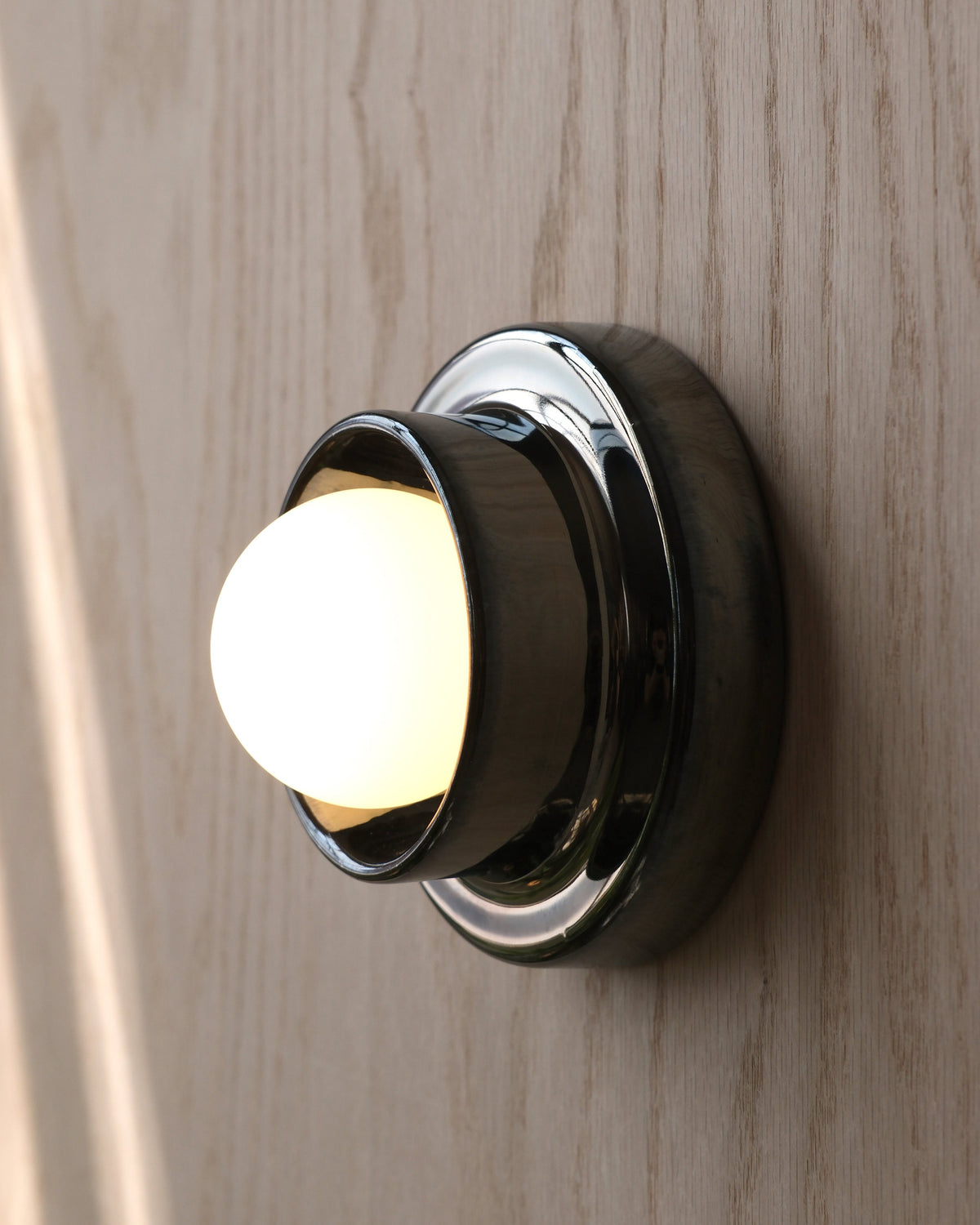 Q Wall Sconce
