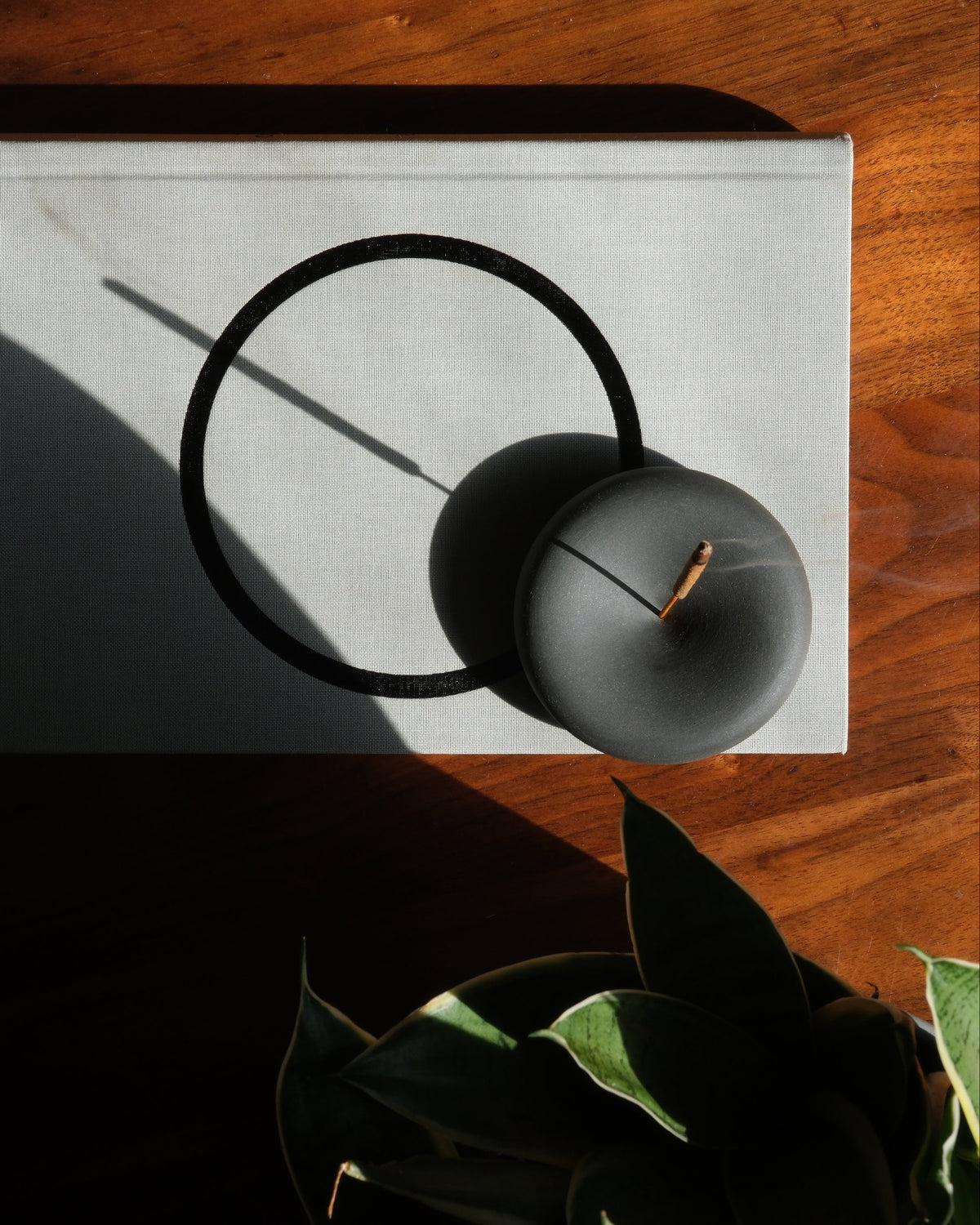 Eve Stoneware Incense Holder