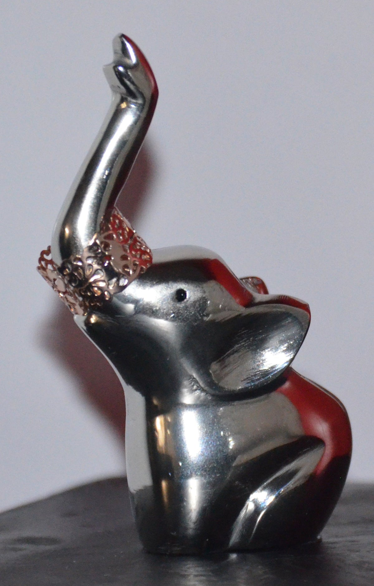 Elephant Ring Holder (4", Silver Finish)