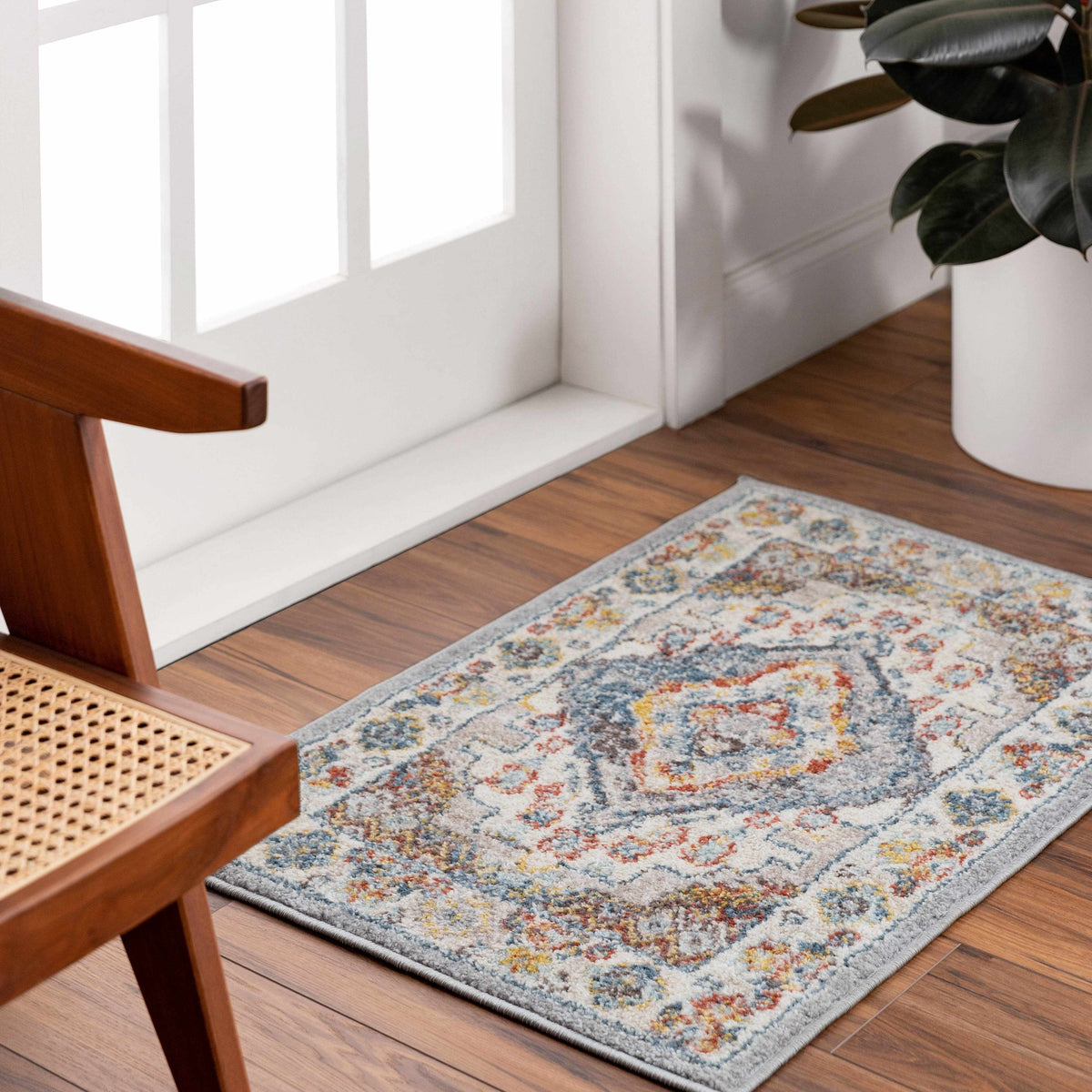 Haymond Traditional Area Rug