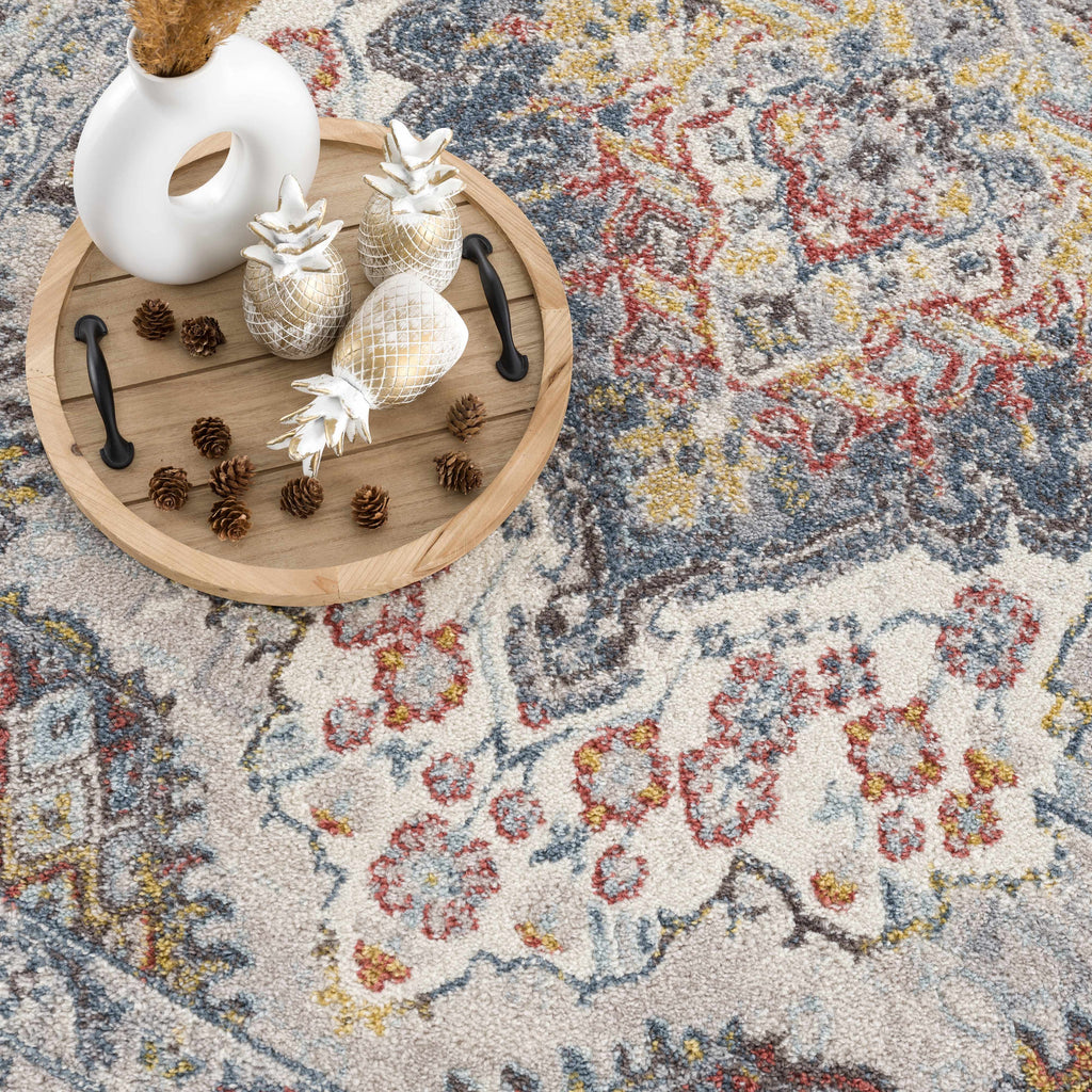 Haymond Traditional Area Rug
