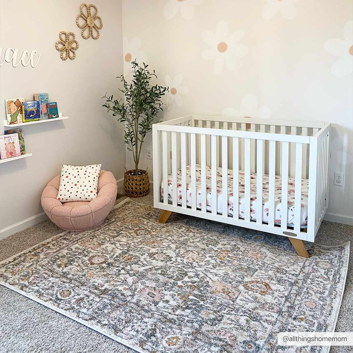 Herstmonceux Traditional Area Rug