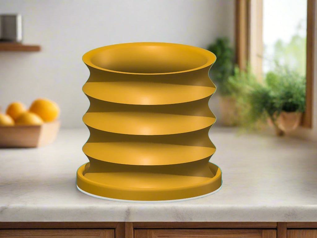 BRIM Wavy 3D-Printed Indoor Planter with Drainage