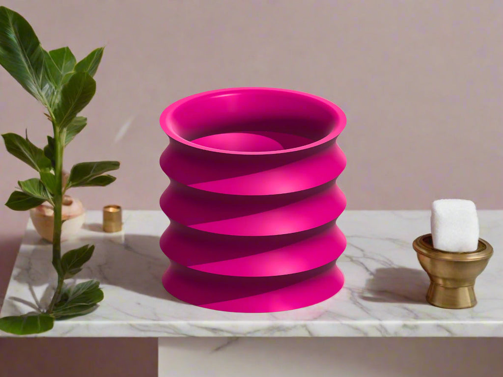 BRIM Wavy 3D-Printed Indoor Planter with Drainage