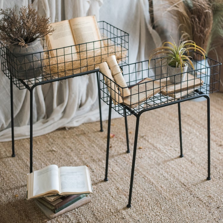 Modern Black Metal Plant Stand