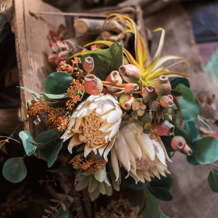 Mountain Oriole Autumn Art Artificial King Protea Bouquet