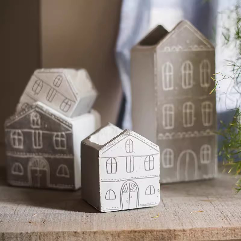 TinyHome Clay Planters