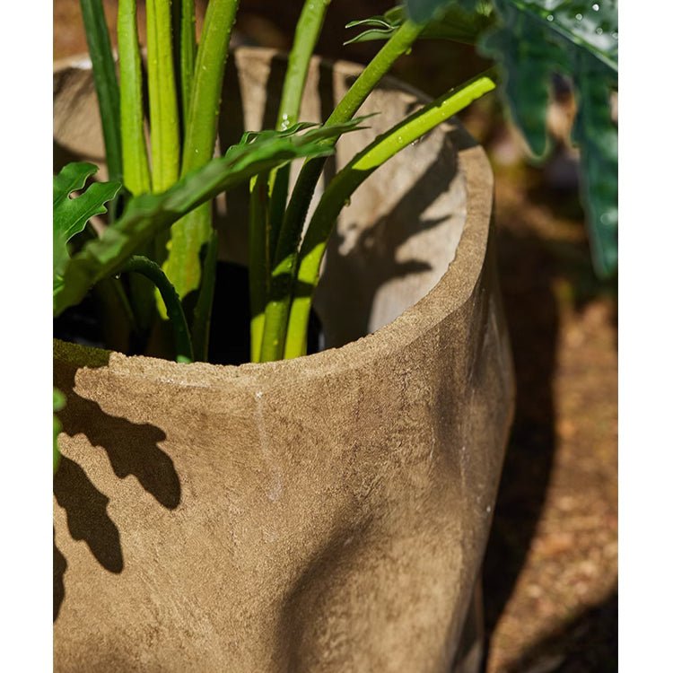 Modern Magnesium Clay Planter