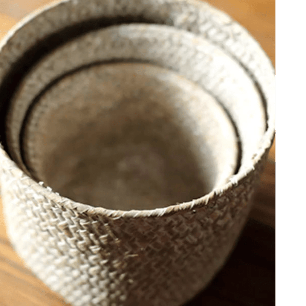Natural Straw Round Storage Basket