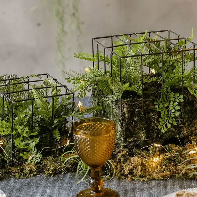 Woodland Cube Garden Accent with Artificial Fern