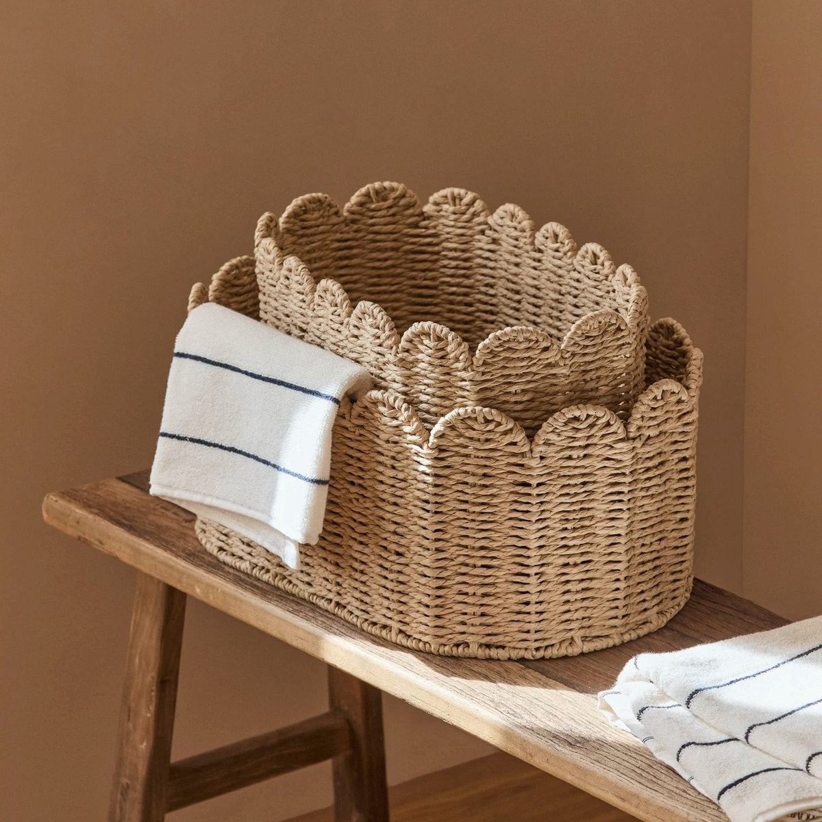 Meadow Scallop Basket