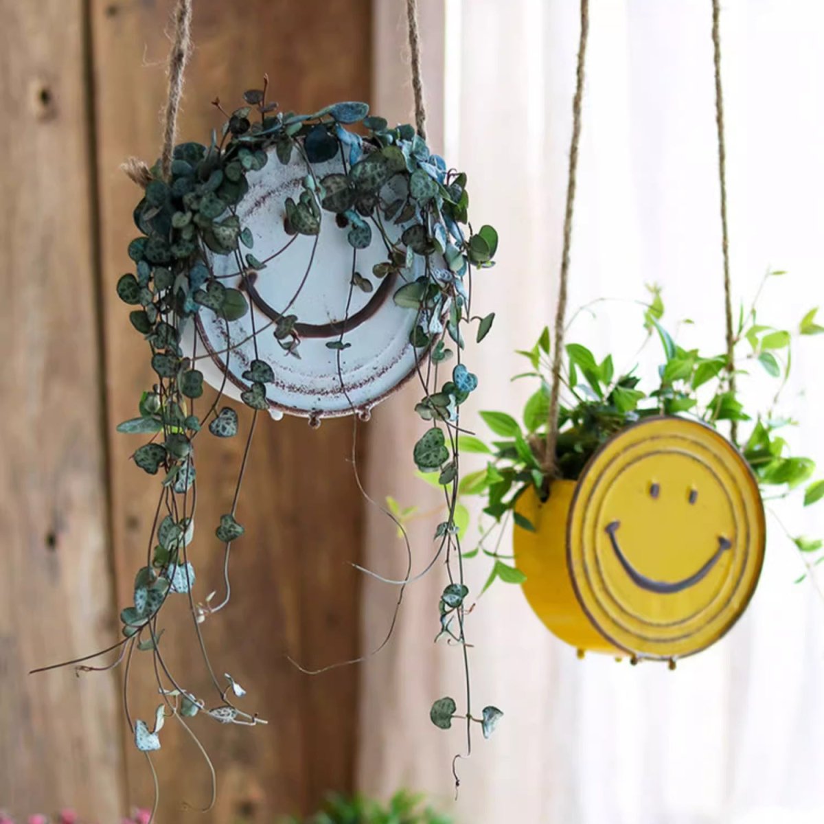 Happy Face Metal Hanging Planter
