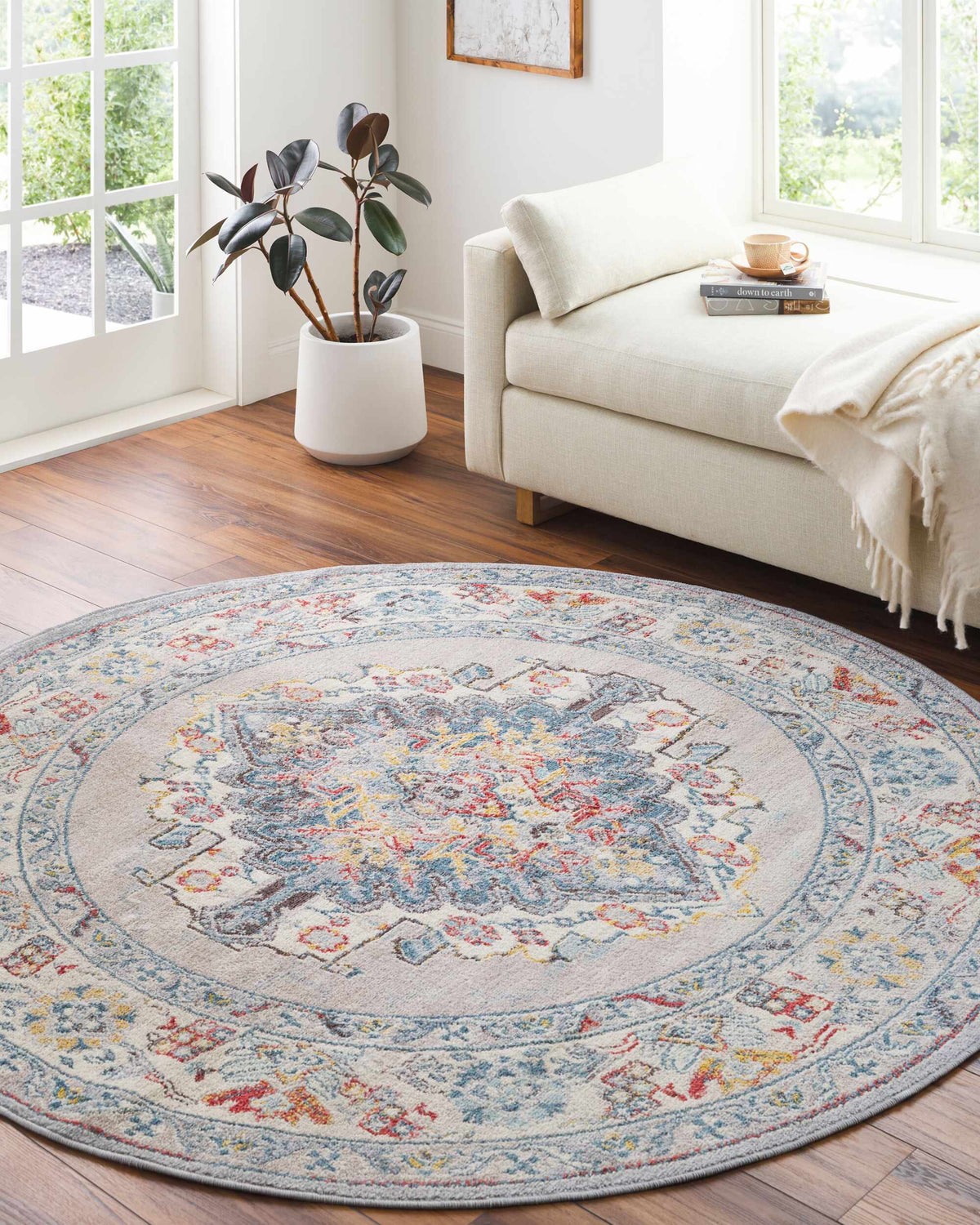 Haymond Traditional Area Rug