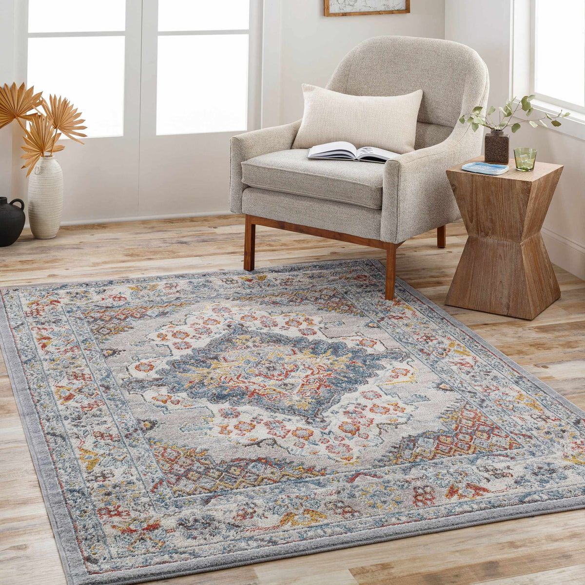 Haymond Traditional Area Rug