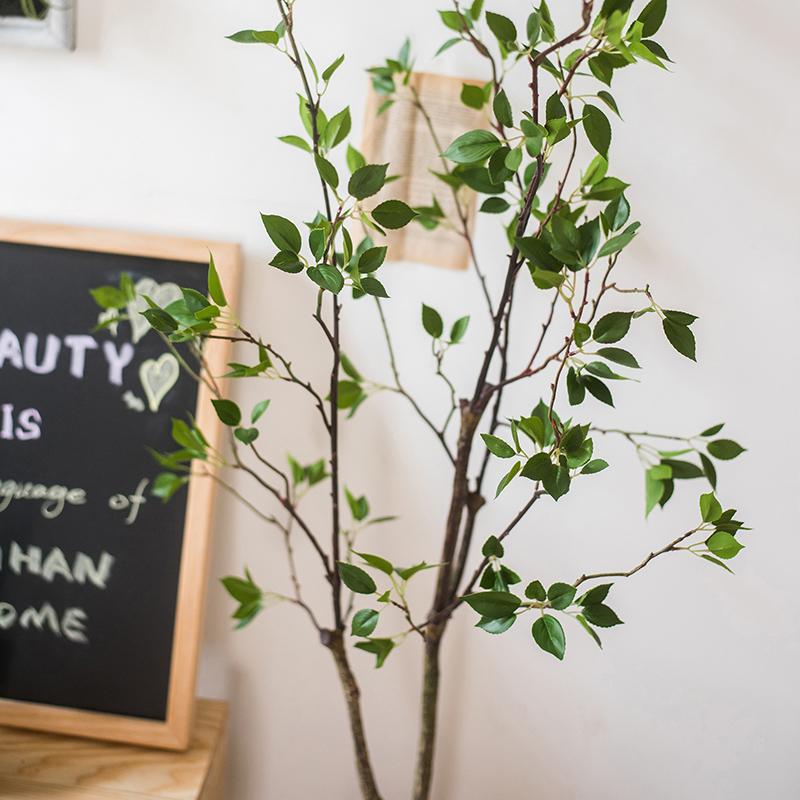 Artificial Green Leaf Tree in Pot