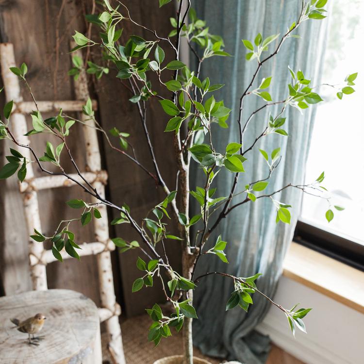 Artificial Green Leaf Tree in Pot