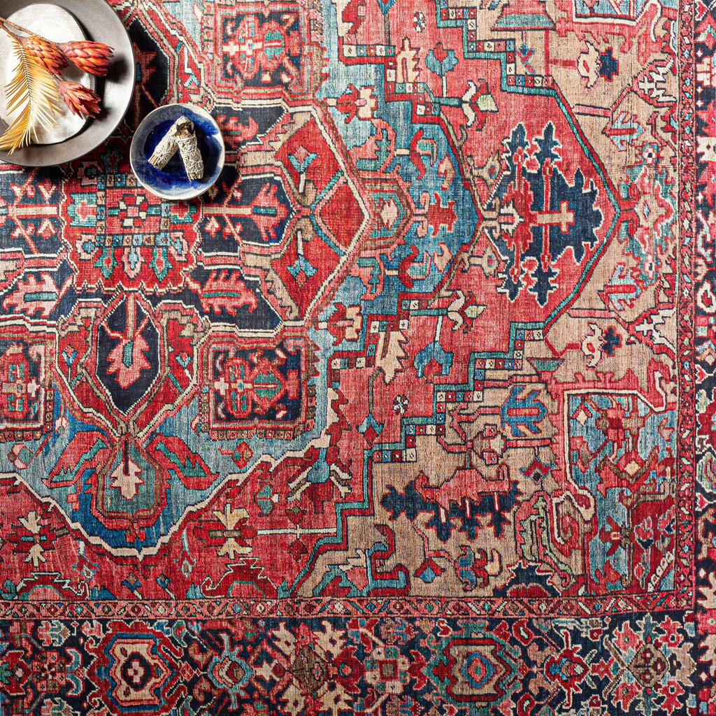 Neyland Traditional Area Rug