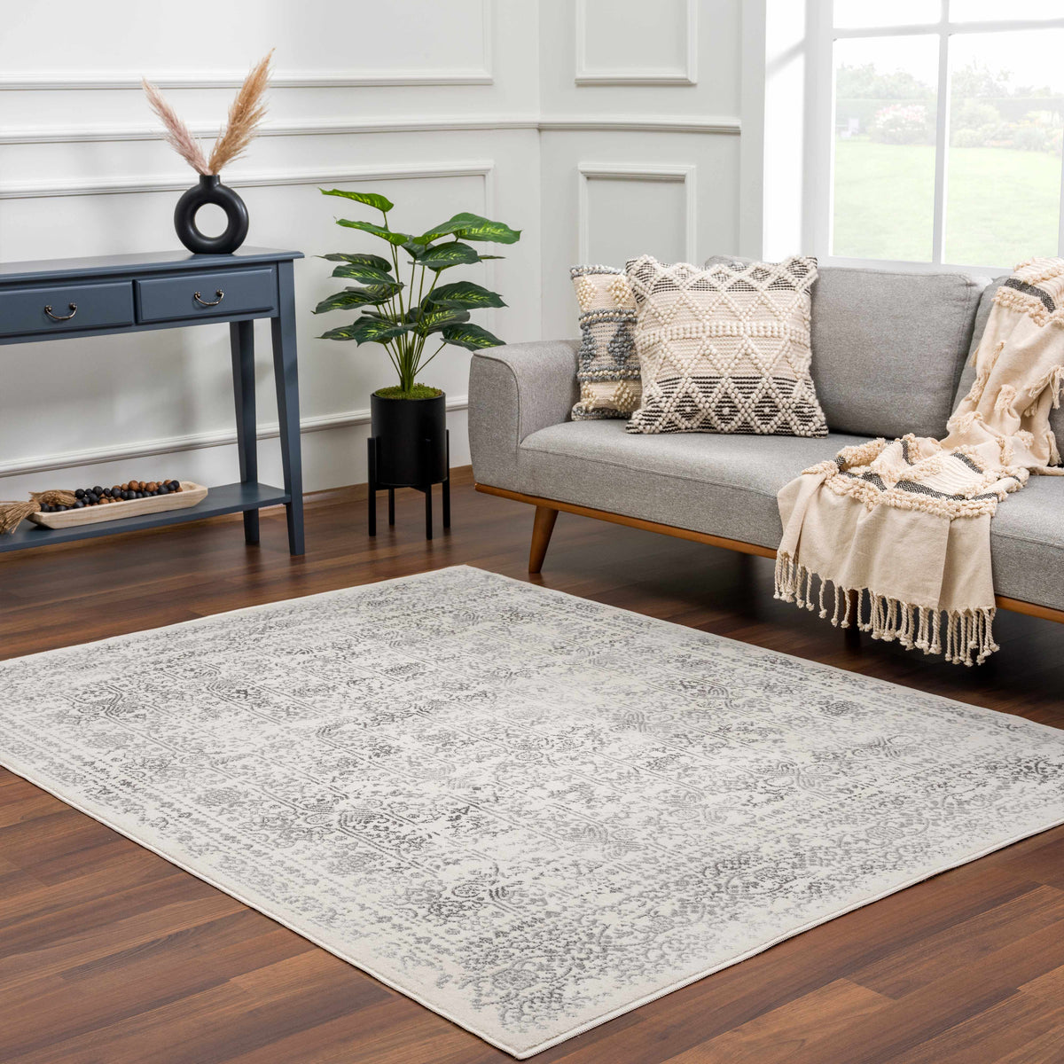 Michie Traditional Area Rug